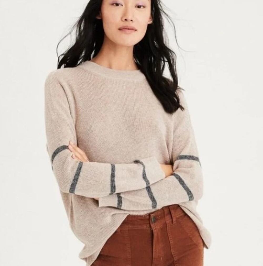 American Eagle Jegging Fit Oversized Sweater Dolman Sleeve Beige Tan Size Small